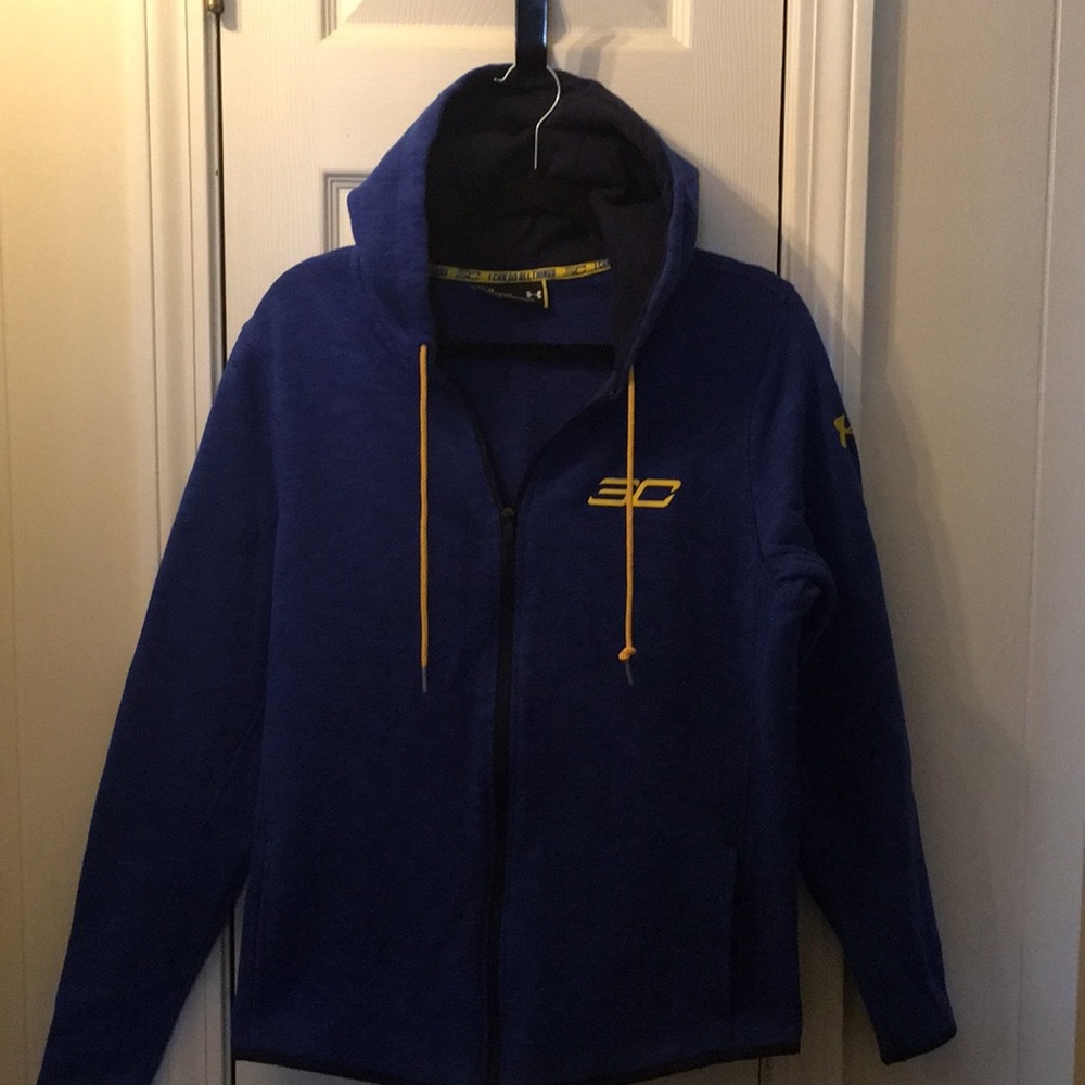 Men’s Under Armour SC zip up hoodie size medium.